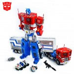 Amazing Lego Optimus Prime with launching Roller and trailer