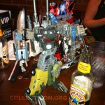 Fansproject Bruticus showing off his ‘party tricks’