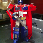 Hail King Optimus Prime! – Masterpiece Convoy gets a cape