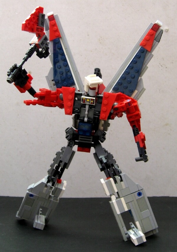 Transformers Generation 1 G1 Broadside robot mode