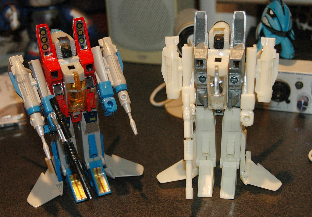 Transformers Collection #9 Starscream with prototype from Heero