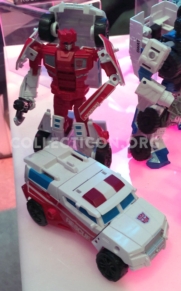 combiner-wars-first-aid